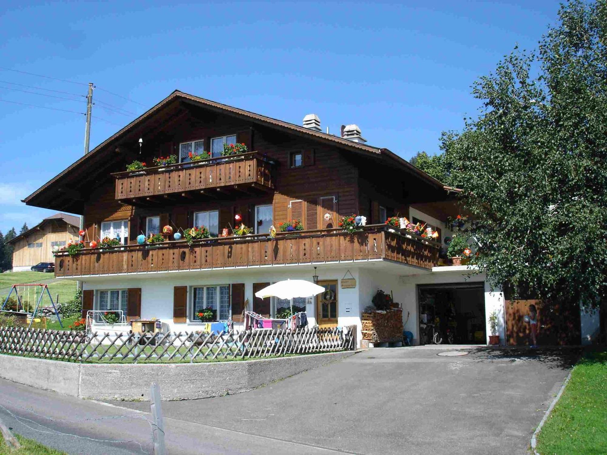 Chalet Sunneschyn Schwanden  Exteriör bild